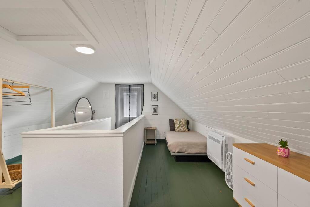 Downtown Napa Hot Tub Retreat - 3 Bed L 2 Bath Villa Exterior photo